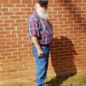 Meet your Posher, Larry ike